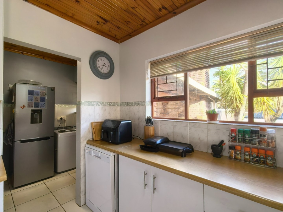 4 Bedroom Property for Sale in Heather Park Western Cape